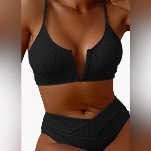 Womens Black Textured Bikini Set Medium V Wire Top High Waisted NWOT